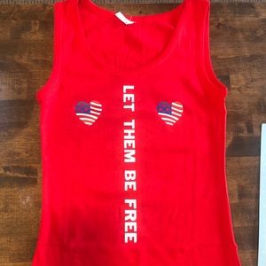 Let them be free women’s small red tank
